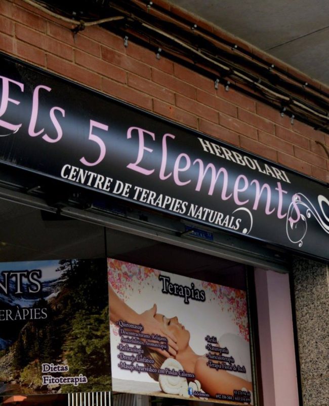 Fachada tienda Els 5 Elements